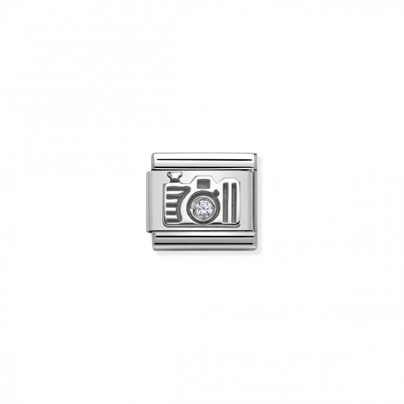 Composable Classic Link Camera in Silver and Stone